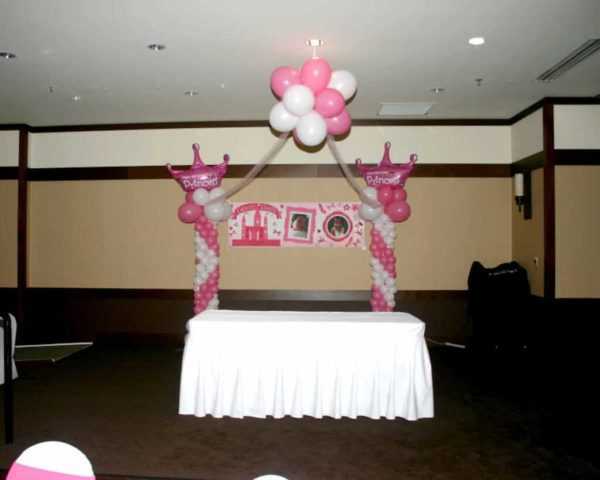 Columns Cake Table Pink and White