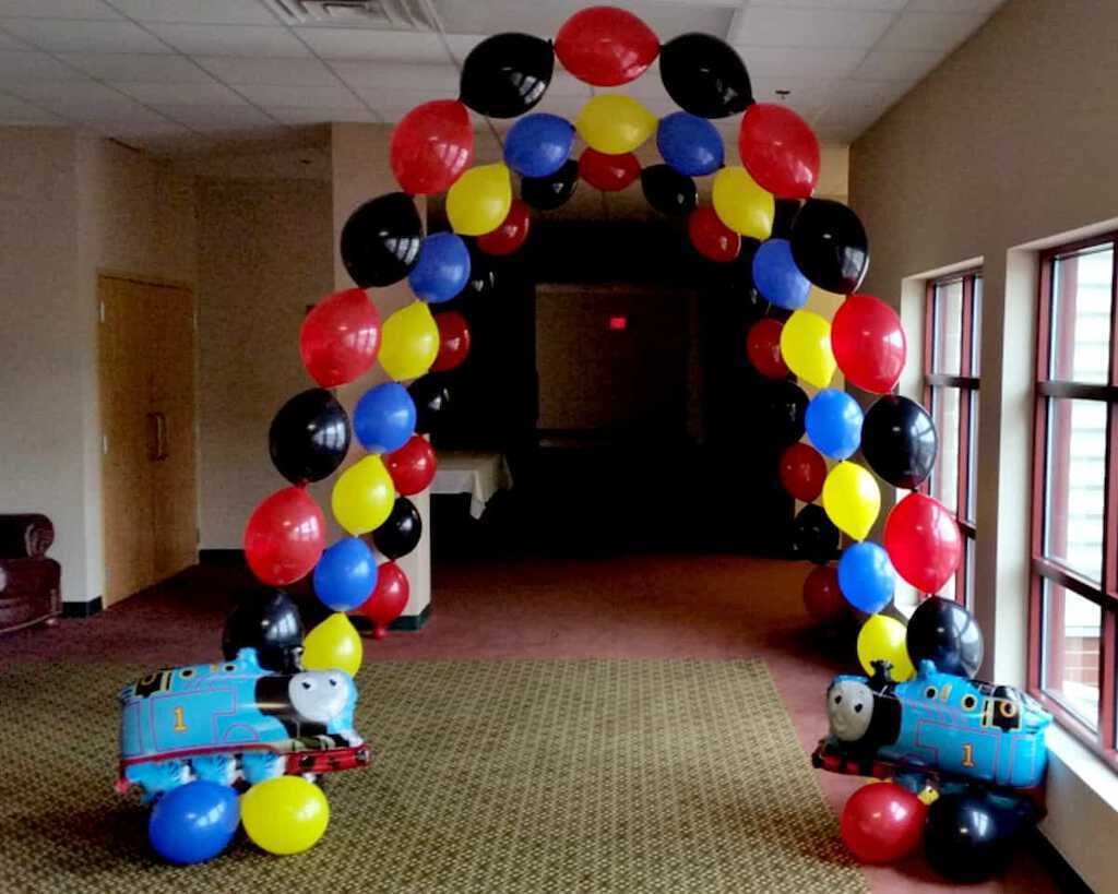 Multicolored Linking Arch Balloons By Design