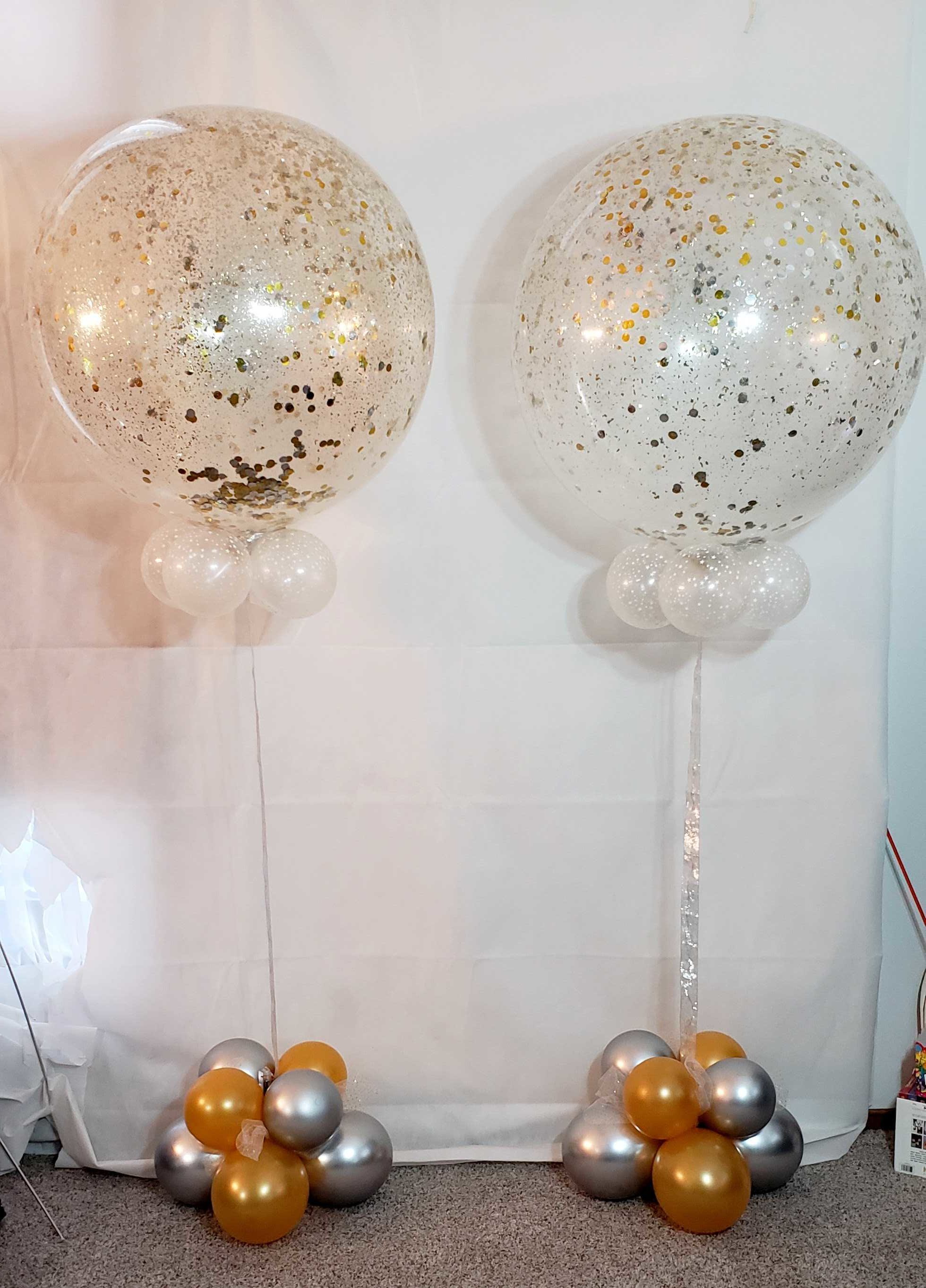 Are you looking for Large 3 foot confetti filled balloons? Whether it's confetti circles or confetti shred, these style of balloons can be done in your favorite colors.