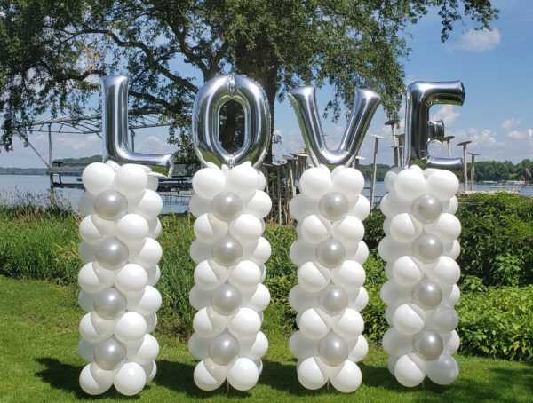 Do you need some special balloon columns for your event or wedding? Let us custom make them for you using your favorite colors.