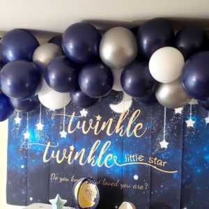 Do you need a special color or themed Organic balloon garland for a virtual event you're holding? Let us create one of these very popular organic balloon garlands in your favorite colors or theme colors.