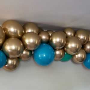 Do you need a organic balloon garland to use as a backdrop for your virtual event. Let us make one of these custom made in your favorite colors to use as a backdrop at your virtual event.
