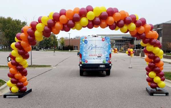 Do you need a drive thru arch for your event? Let us build you one of these classic decor balloon arches for your guests to drive under at your next event.