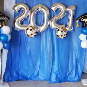 Do you need some themed balloon decor for your Grad Party?