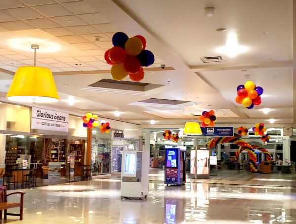 Do you need balloon decor to decorate your next event? People don't often thinking of hanging balloons from the ceiling to decorate an area.
